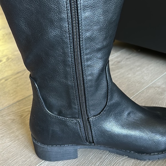 COMFORTVIEW The Milan Tall WIDE-CALF Faux Leather Boot Sz 8 1/2 Wide Black - Picture 10 of 13